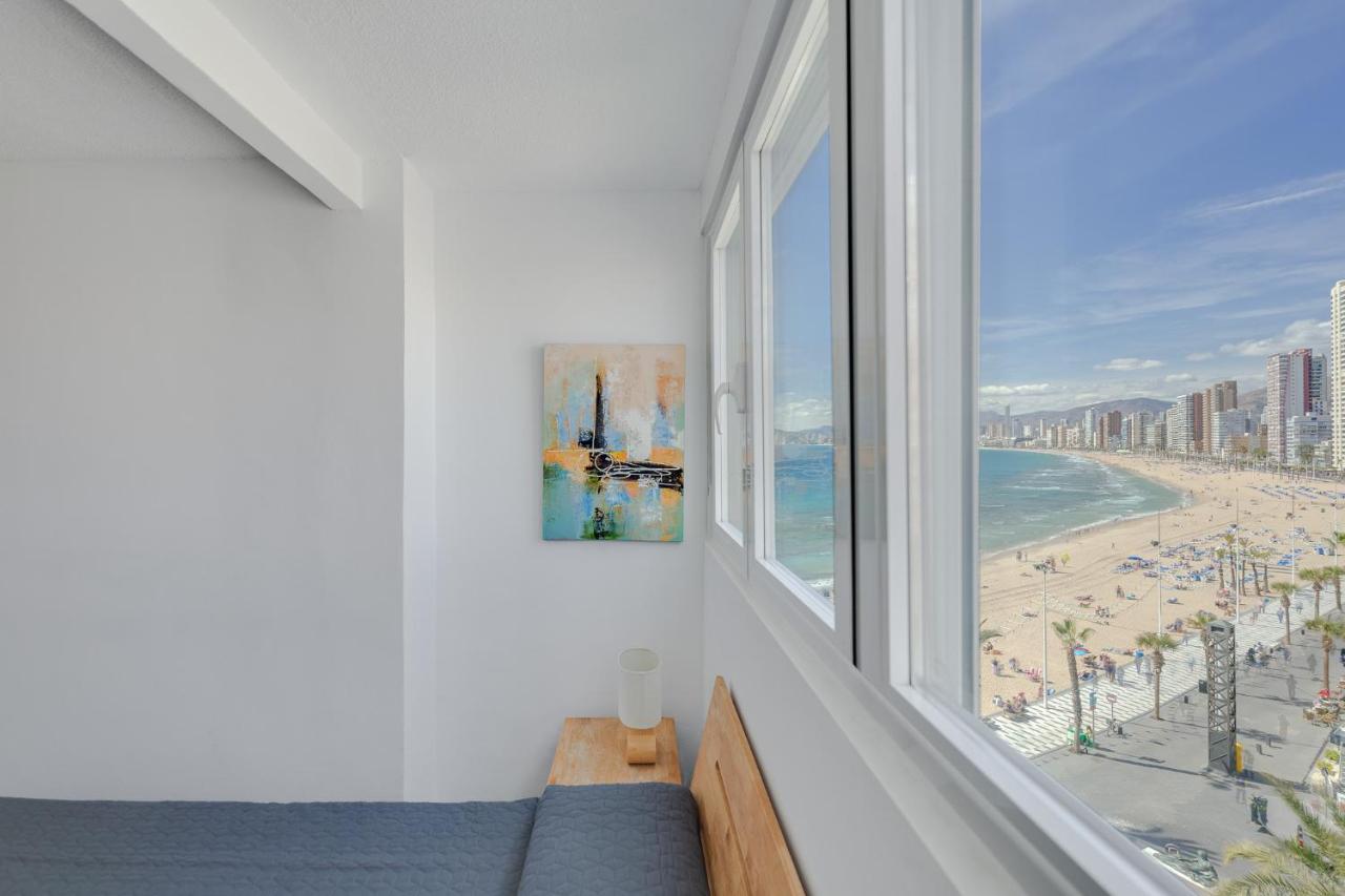 Levante Sunset Front Line Apartment Almadraba Benidorm Bagian luar foto