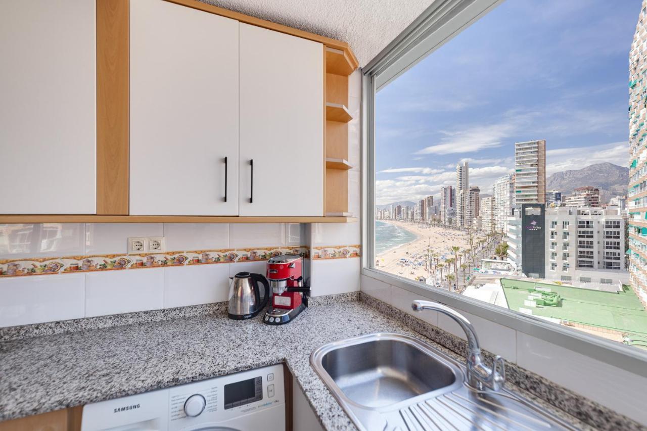 Levante Sunset Front Line Apartment Almadraba Benidorm Bagian luar foto